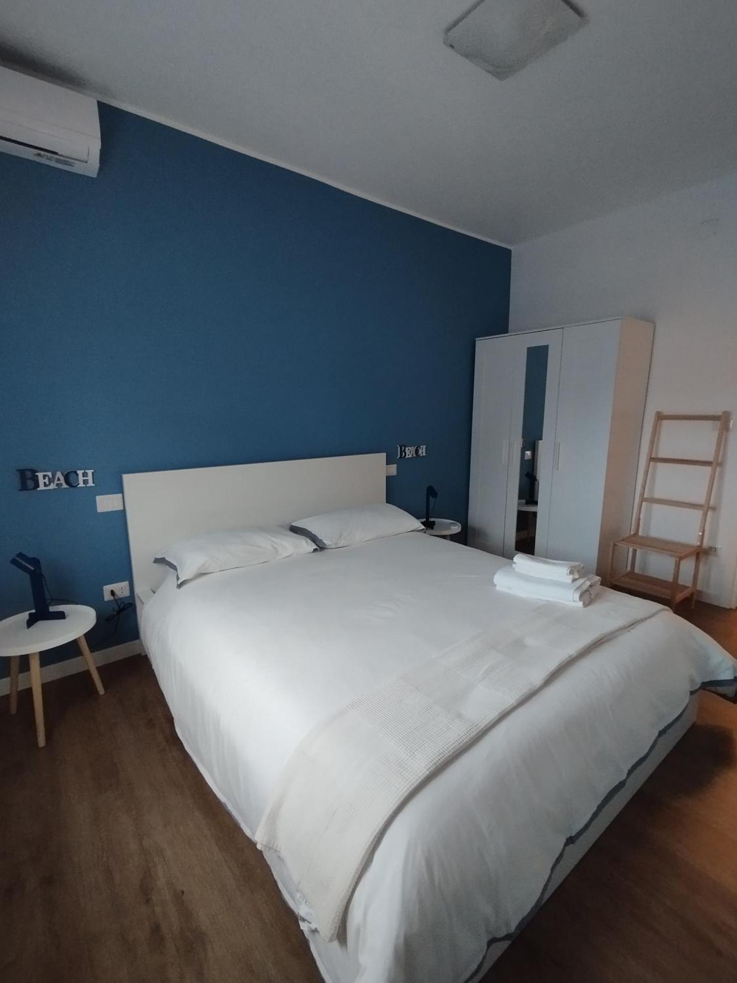 Casa Felix Appartement Giulianova Buitenkant foto